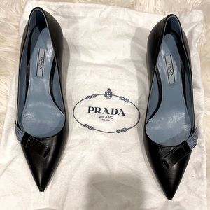 Prada Black Leather Logo Bow blue Kitten Heel Pumps Size 38
